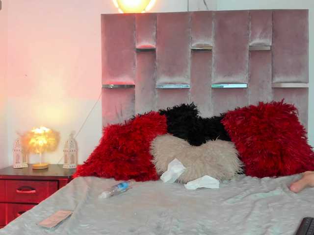 opaldark1 live cam on BongaCams