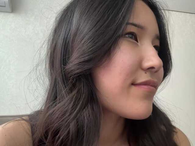 NoreenSemetara live cam on BongaCams