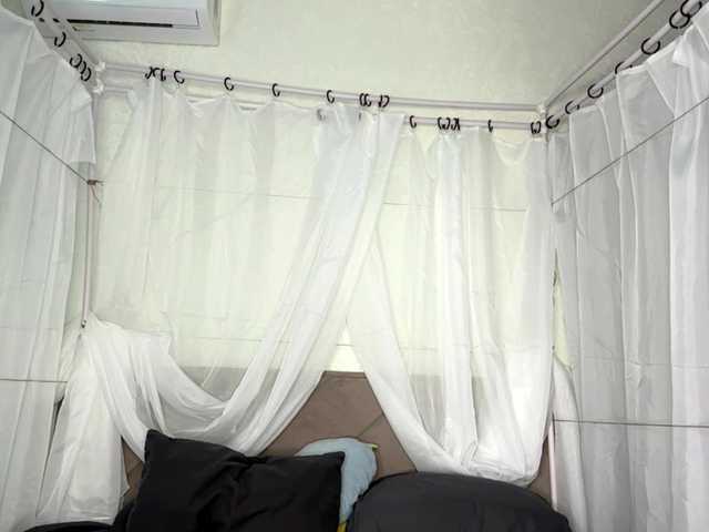 NoreenSemetara live cam on BongaCams