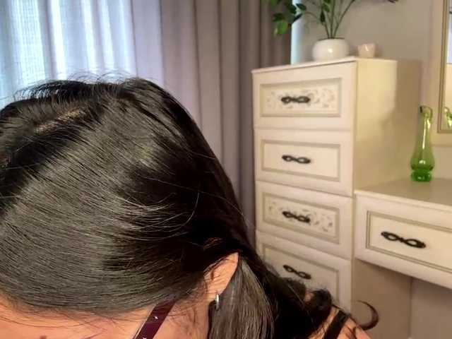 NoreenSemetara live cam on BongaCams