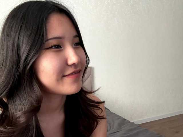 NoreenSemetara live cam on BongaCams