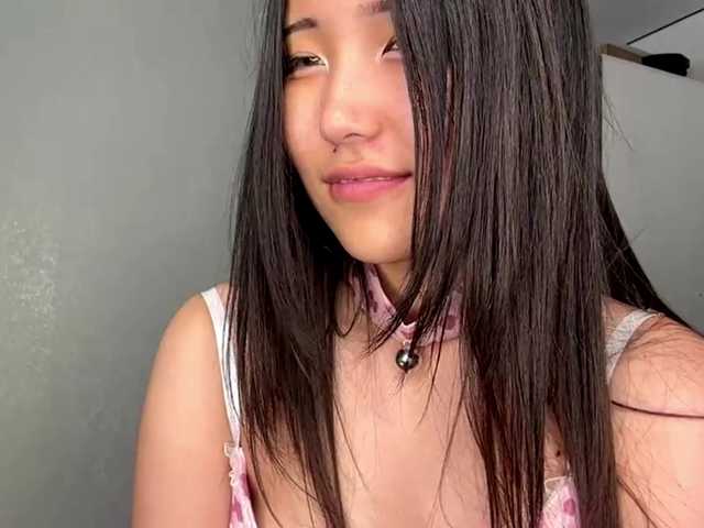 NoreenSemetara live cam on BongaCams