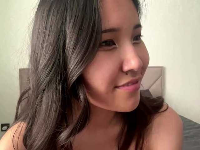 go to chat with NoreenSemetara