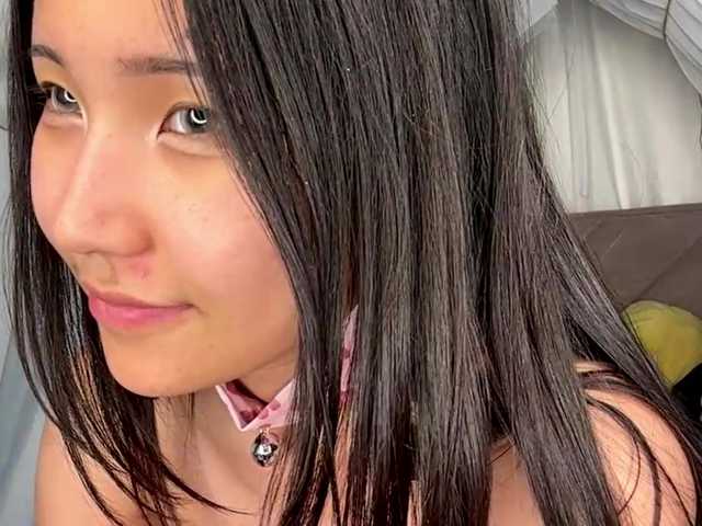 NoreenSemetara live cam on BongaCams