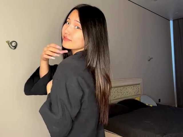 NoreenSemetara live cam on BongaCams