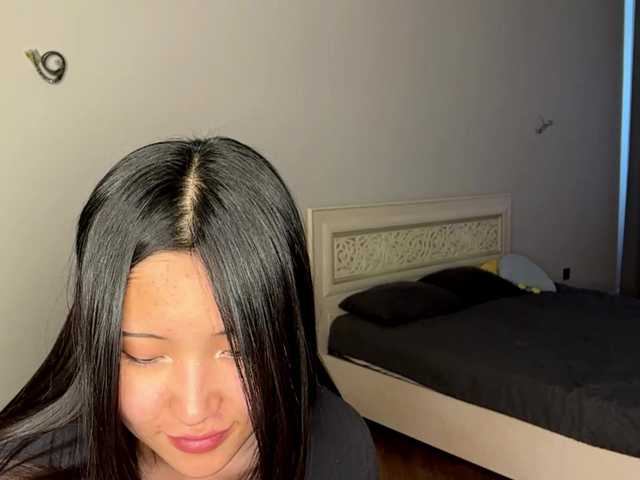 NoreenSemetara live cam on BongaCams