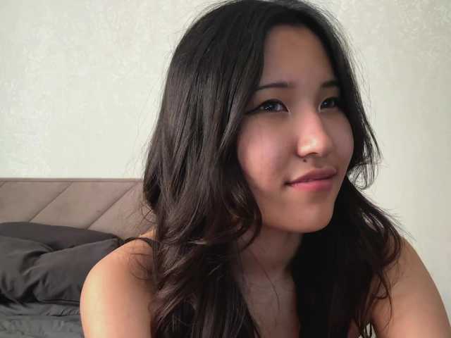 NoreenSemetara live cam on BongaCams