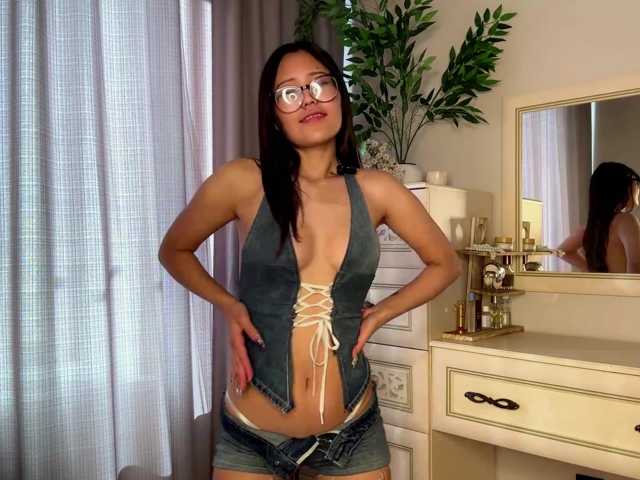 NoreenSemetara live cam