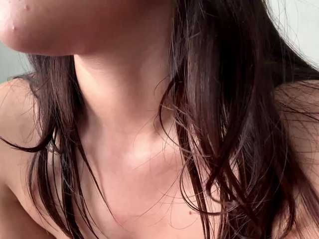NoreenSemetara live cam on BongaCams