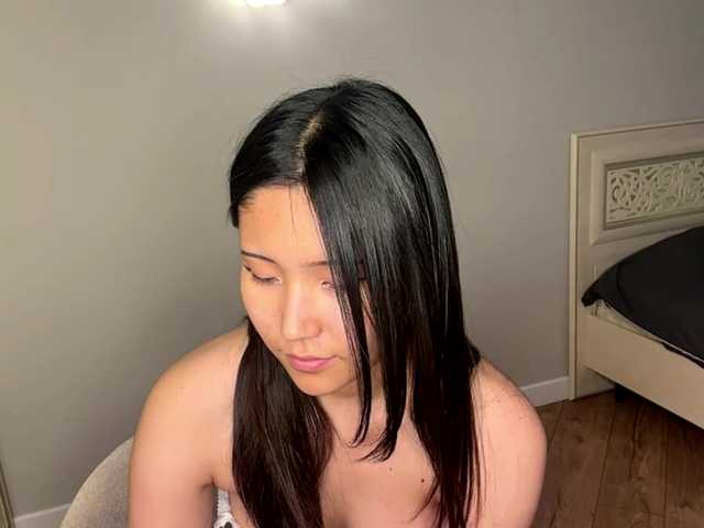 NoreenSemetara live webcam show