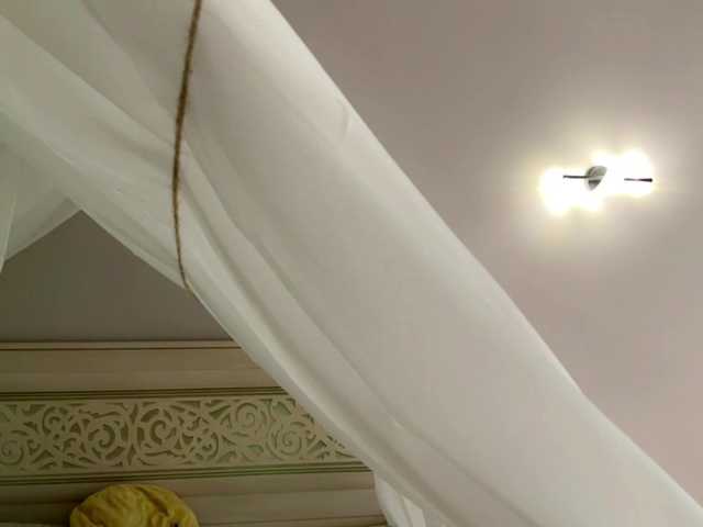 NoreenSemetara live cam on BongaCams