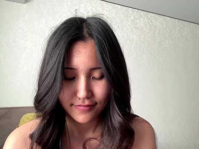 NoreenSemetara live cam on BongaCams