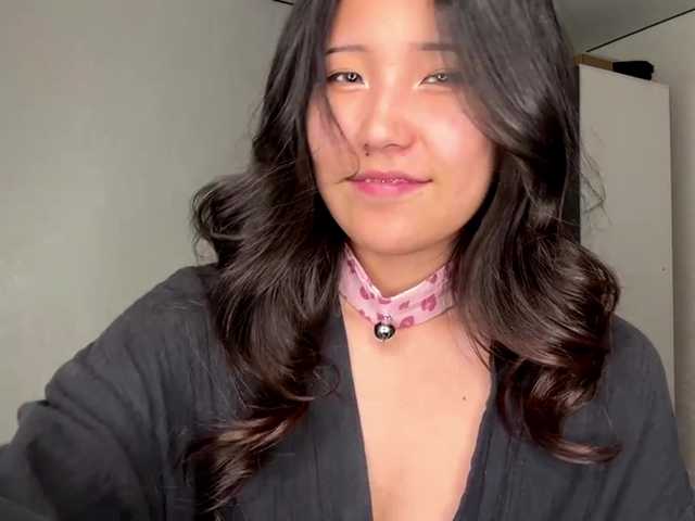 NoreenSemetara live cam on BongaCams