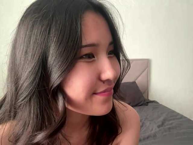 NoreenSemetara live cam on BongaCams