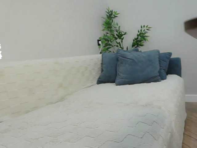 NoreenSemetara live cam on BongaCams