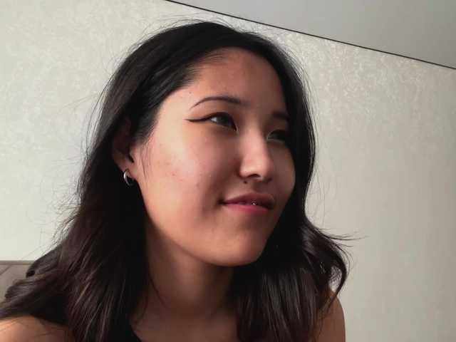 NoreenSemetara live cam on BongaCams