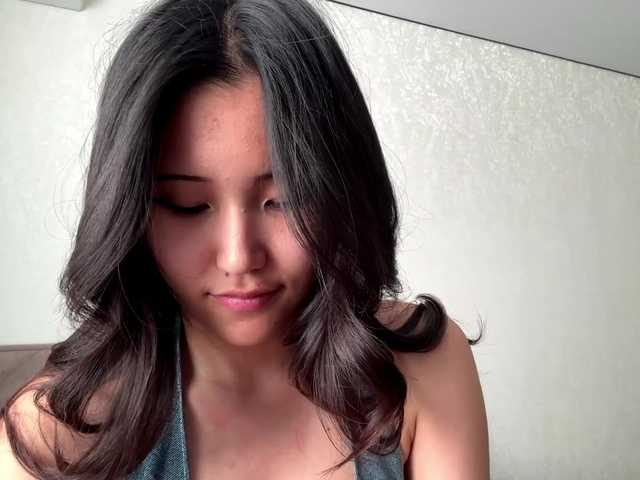 NoreenSemetara live cam on BongaCams