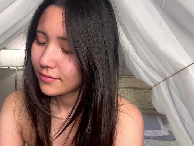NoreenSemetara live cam on BongaCams