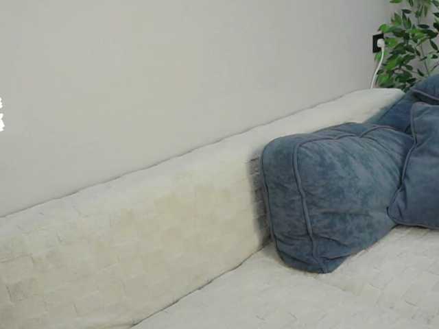 NoreenSemetara live cam on BongaCams