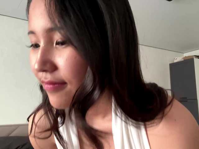 NoreenSemetara live cam on BongaCams