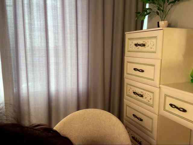 NoreenSemetara webcam