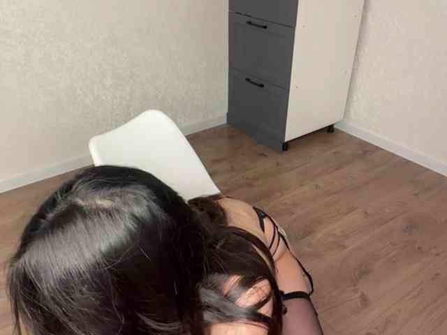 NoreenSemetara webcam