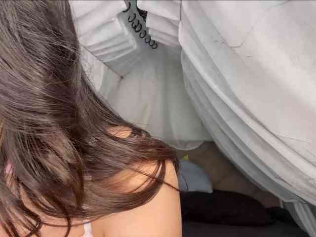 NoreenSemetara webcam