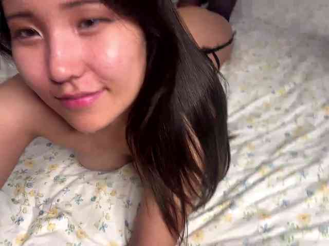 NoreenSemetara webcam
