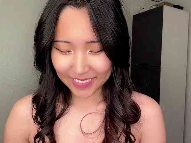 NoreenSemetara webcam