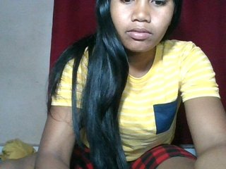 Keziah34's Live Webcam