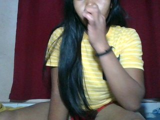Keziah34's Live Webcam