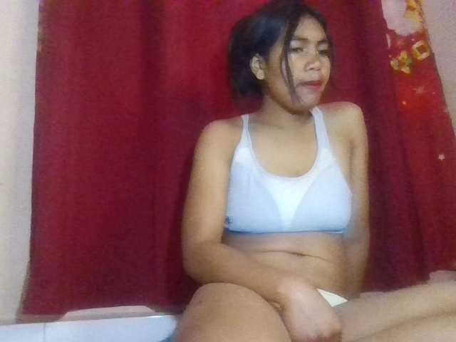 Keziah34 live cam on BongaCams