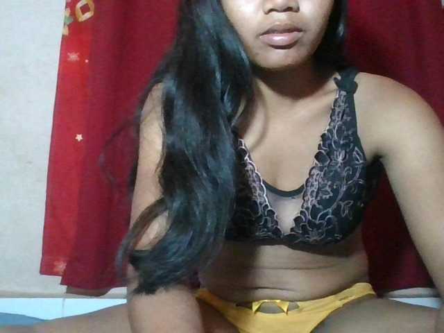 Keziah34 live cam on BongaCams