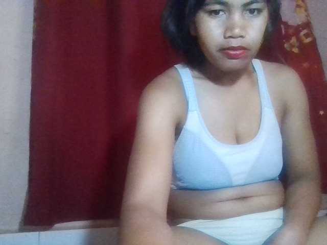 Keziah34 live cam on BongaCams