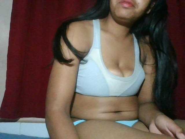 Keziah34 live cam preview