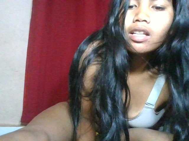 Keziah34 live webcam show