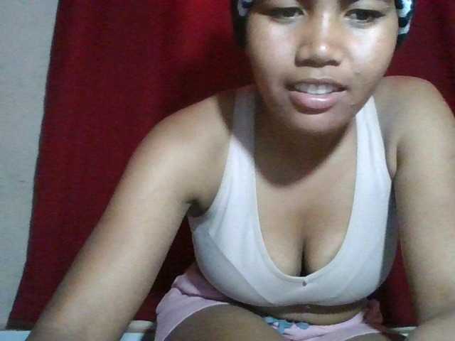 Keziah34 live cam on BongaCams