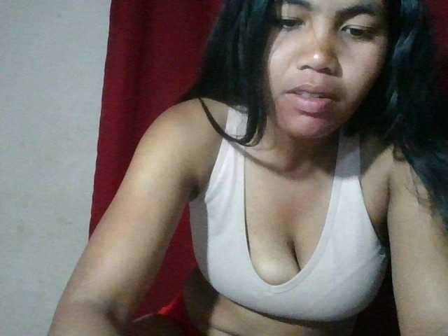 Keziah34 live cam on BongaCams