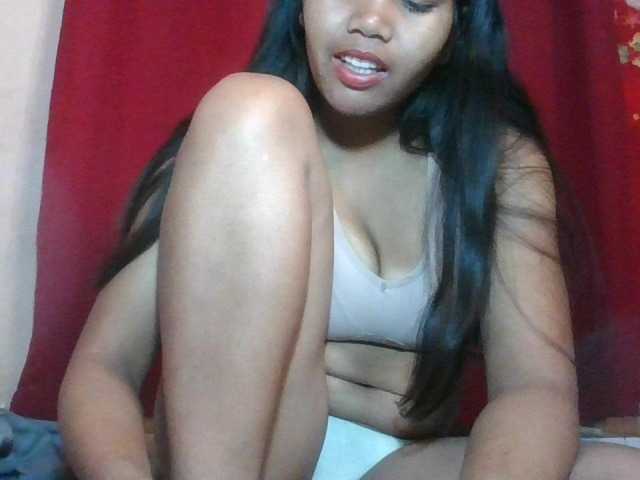 Keziah34 live cam on BongaCams