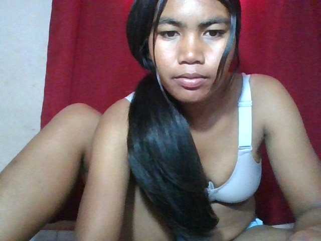 Keziah34 live cam on BongaCams
