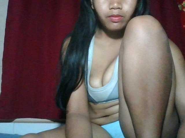 Keziah34 live cam on BongaCams