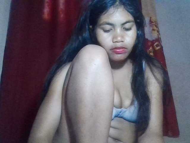 Keziah34 live cam on BongaCams