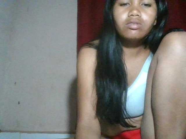 Keziah34 live cam on BongaCams