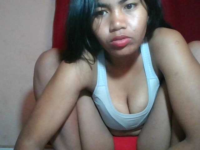 Keziah34 live cam on BongaCams