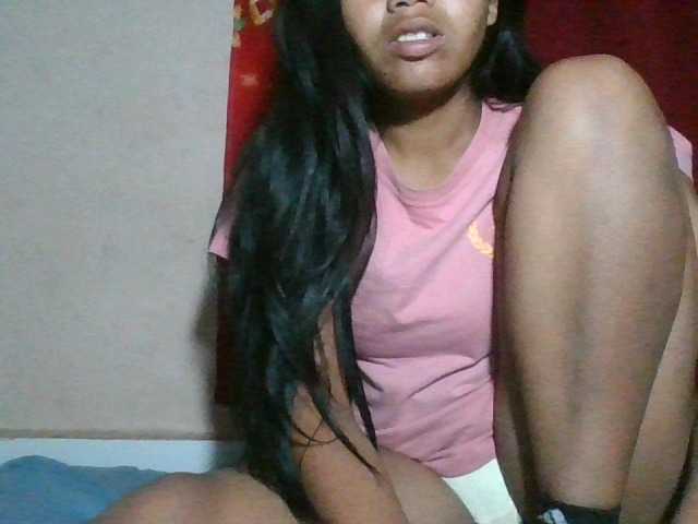 Keziah34 live cam on BongaCams