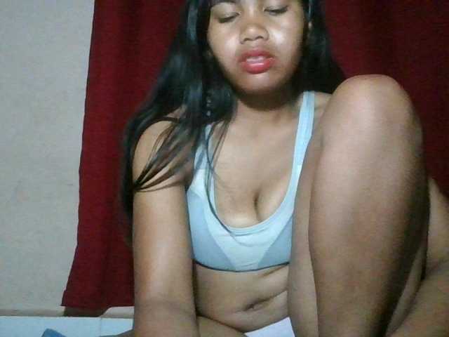 Keziah34 live cam on BongaCams