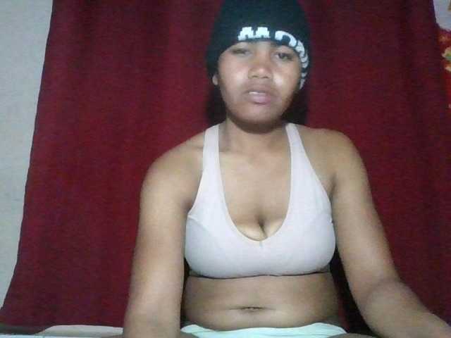 Keziah34 live cam preview