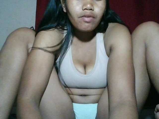 Keziah34 live cam on BongaCams