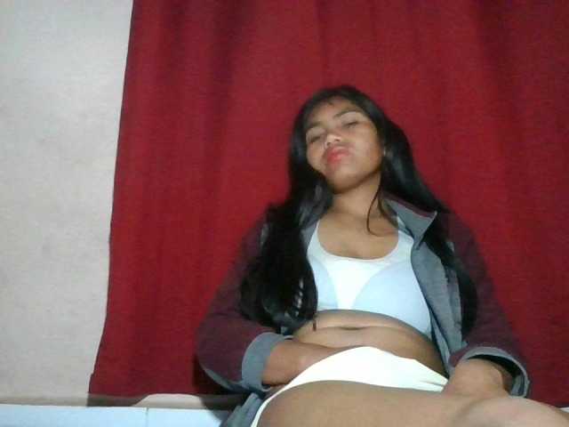 Keziah34 live cam preview