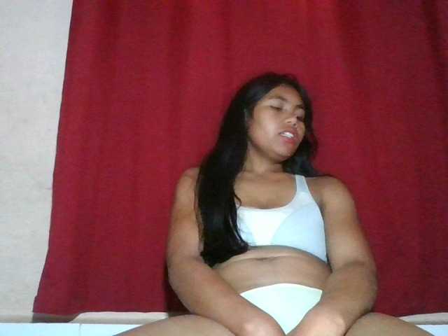 Keziah34 live cam preview
